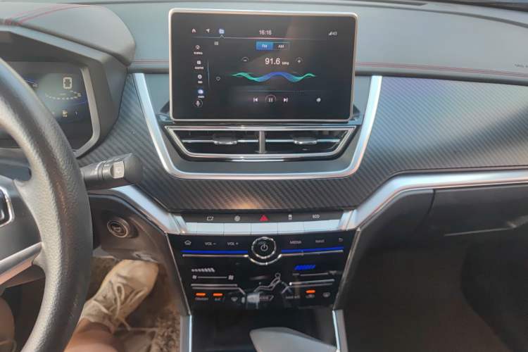 Used Venucia T60 2018 1.6L CVT Smart & Fun Version China V Standard
