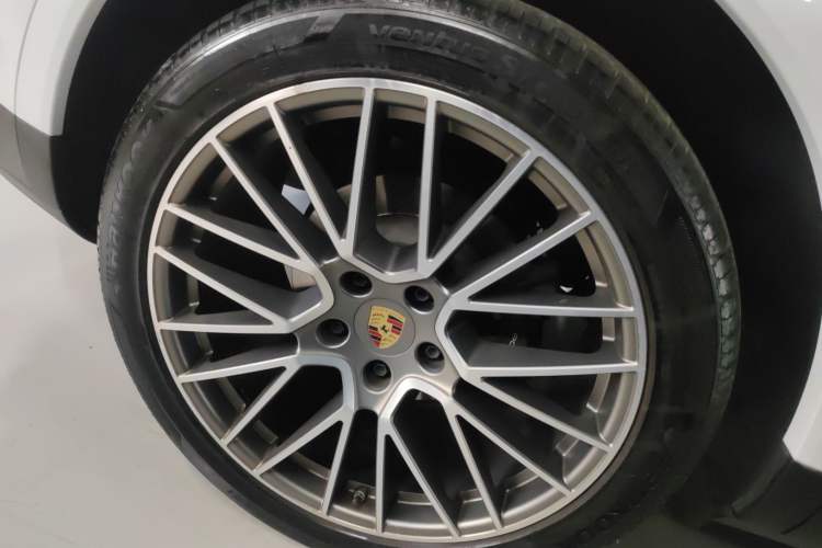 Used Porsche Cayenne 2023 Cayenne 3.0T Platinum Edition