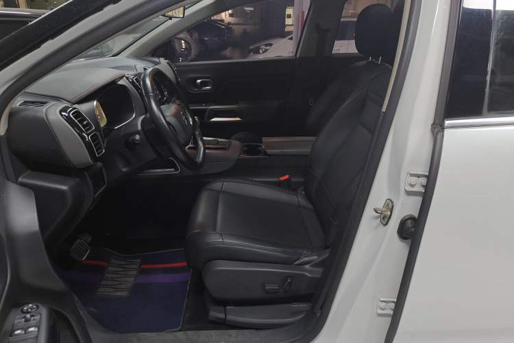 Used Citroen C5 AIRCROSS 2017 350THP Fashion Edition Left Front Seat