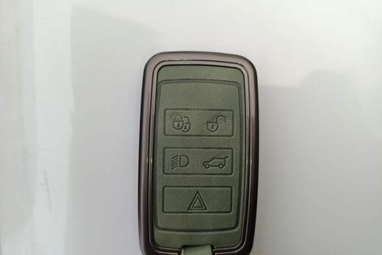 Used Land Rover Discovery Sport New Energy 2022 Facelifted P300e Plug-in Hybrid Electric Version
