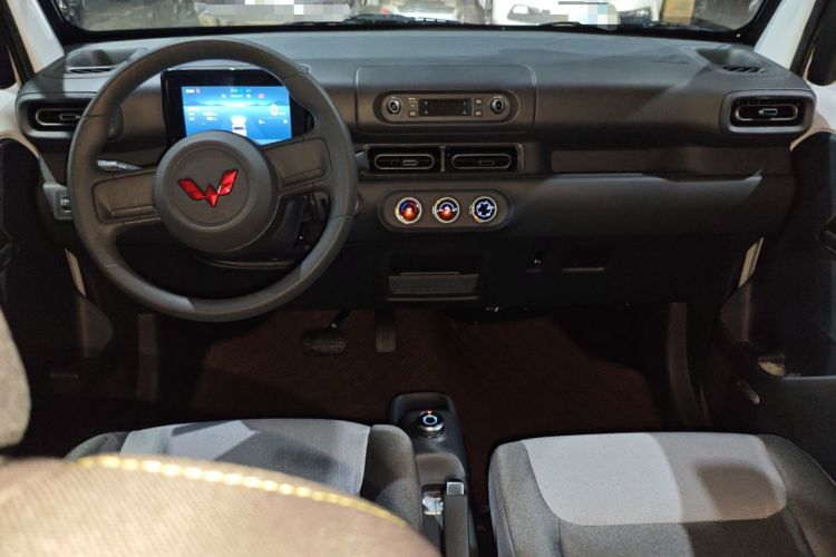 Used Wuling Zhiguang New Energy 2025 Model 305km Ambitious Edition