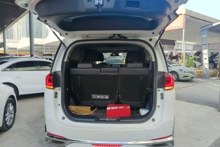 Used GAC Trumpchi M8 2023 Lingxiu Series 390T Deluxe Edition Trunk