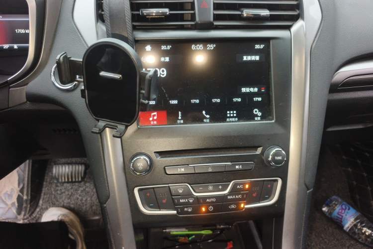 Used Ford Mondeo 2017 EcoBoost 200 Stylish Model