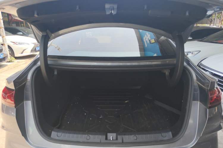 Used BYD Qin L 2024 DM-i 80KM Leading Model
