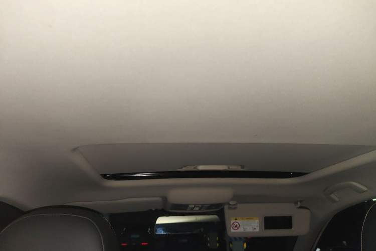 Used Volkswagen Lavida 2021 1.5L Automatic Comfort Edition Headliner