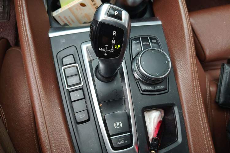 Used BMW X6 2017 xDrive28i Gear Lever