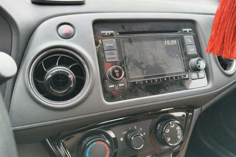 Used Honda XR-V 2015 1.5L LXi CVT Classic Edition Audio And AC Panel