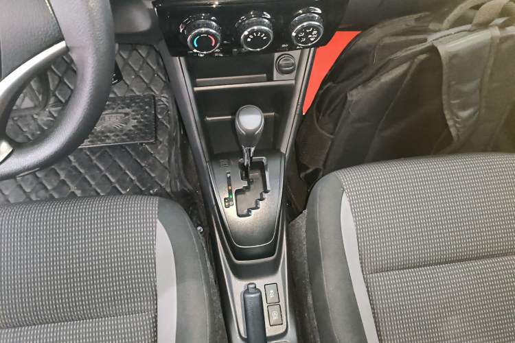 Used Toyota Vios 2021 1.5L CVT Innovation Edition Gear Lever