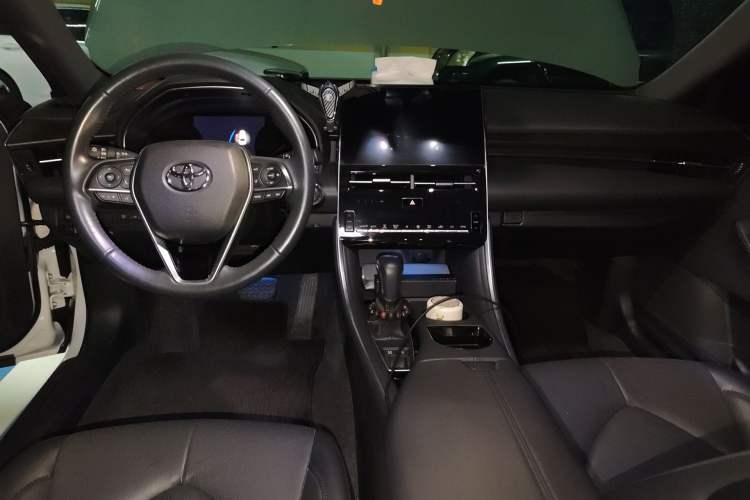 Used Toyota Avalon 2022 2.0L Luxury Edition