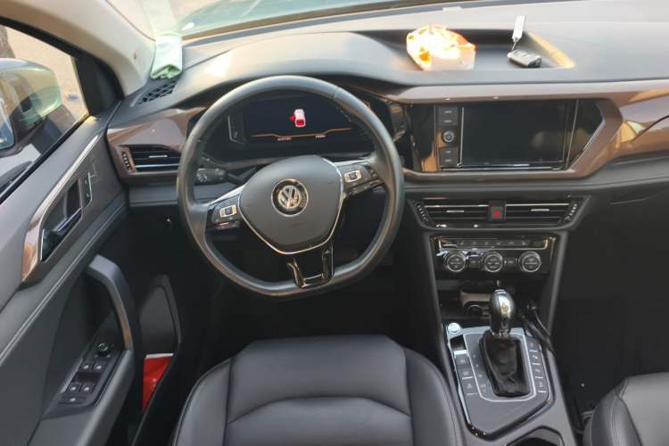 Used Volkswagen Tharu 2019 280TSI Two-Wheel Drive Flagship Version China VI Standard
