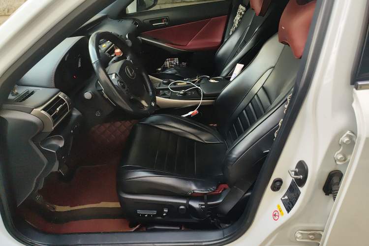 Used Lexus IS 2015 200t F SPORT