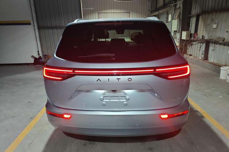 Used Hima AITO M7 2024 1.5T Rear-Drive Plus Version 5 Seats