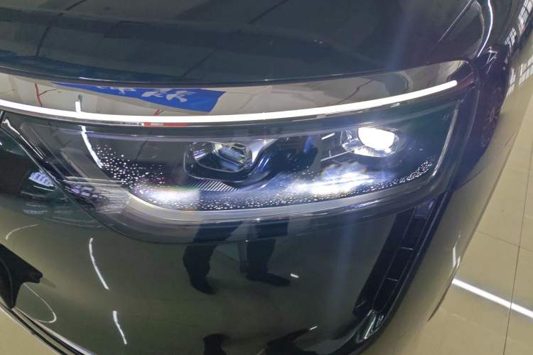 Used Hima AITO M8 2025 Extended-Range Ultra Version 53.4 kWh 5-Seater Edition