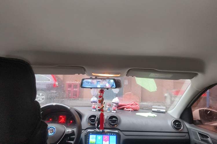 Used Volkswagen Jetta 2017 1.4L Manual Fashion Edition
