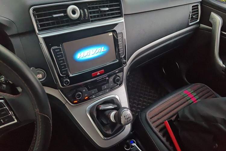 Used Haval M6 2019 1.5T Manual Two-Wheel Drive Elite Version China VI Standard