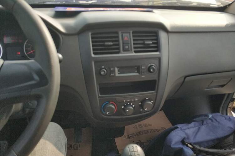 Used Wuling Rongguang S 2021 1.2L Base Model 7-Seater LSI