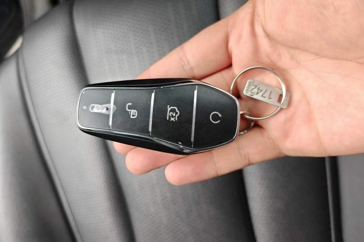 Used BYD Dolphin 2025 Intelligent Driving Version 410 km Fashion Edition Vehicle Key