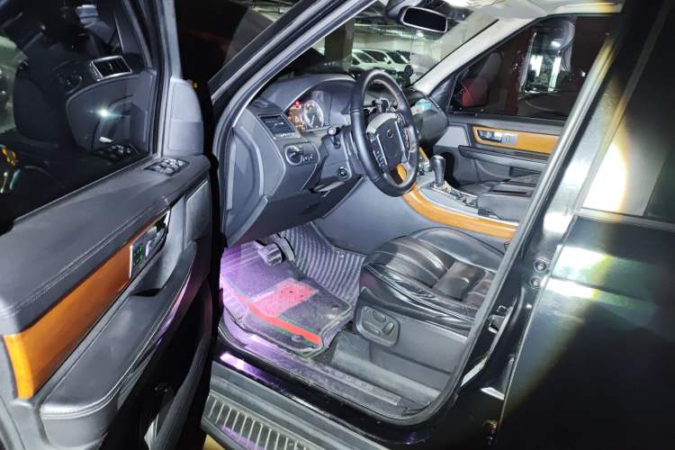 Used Land Rover Range Sport 2011 3.0 TDV6 Diesel Version Driver Seat