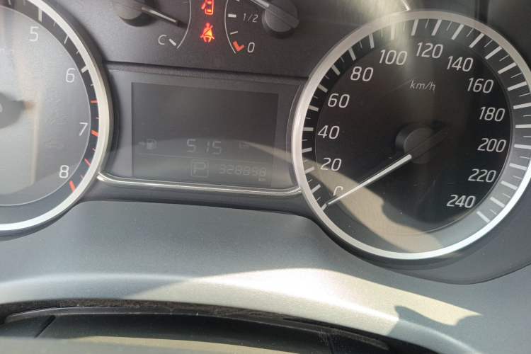 Used Nissan Sylphy 2019 Classic 1.6XL CVT Luxury Edition Odometer Close Up