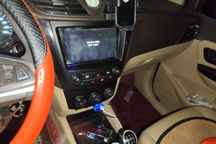 Used Wuling Hongguang 2016 1.5L S1 Deluxe Model China V-standard