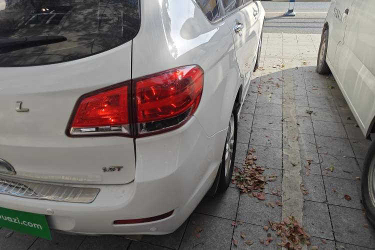 Used Haval H6 2013 Upgraded Model 1.5T Manual Two-Wheel Drive Elite Version