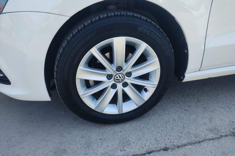 Used Volkswagen Polo 2014 1.4L Automatic Comfort Edition