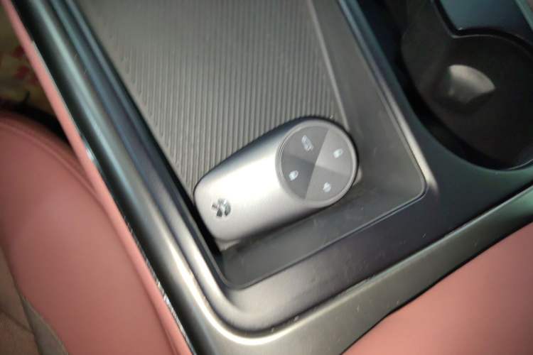 Used Nio EC6 2022 75 kWh Sport Edition
