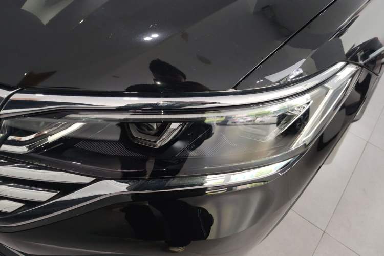 Used Volkswagen Viloran 2024 380TSI Premium Edition