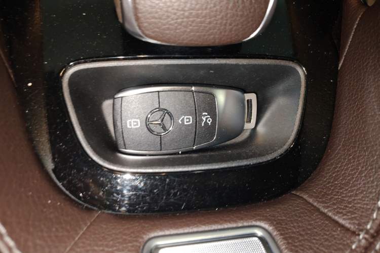 Used Mercedes-Benz GLE 2022 GLE 350 4MATIC Stylish Model
