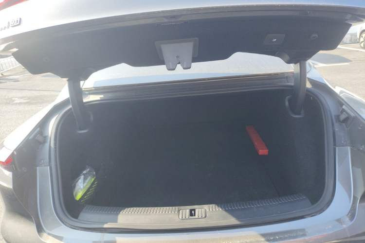 Used IM L7 2022 Dynamic Model
