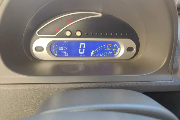 Used Chery Cowin 1 2012 1.0L Manual Standard Edition Odometer Close Up