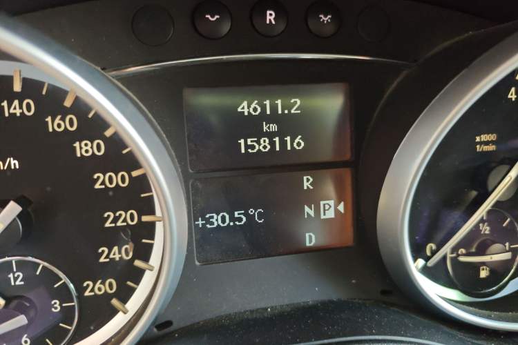 Used Mercedes-Benz M-Class 2010 ML 350 4MATIC Luxury Model
