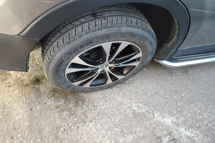 Used Toyota RAV4 2015 2.5L Automatic 4x4 Elite Edition
