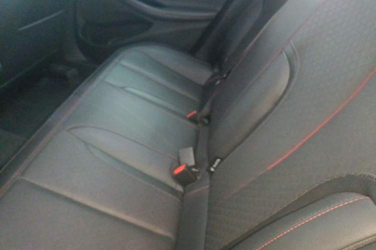 Used Buick Verano 2022 Pro GS Wind-Chasing Edition Left Rear Seat