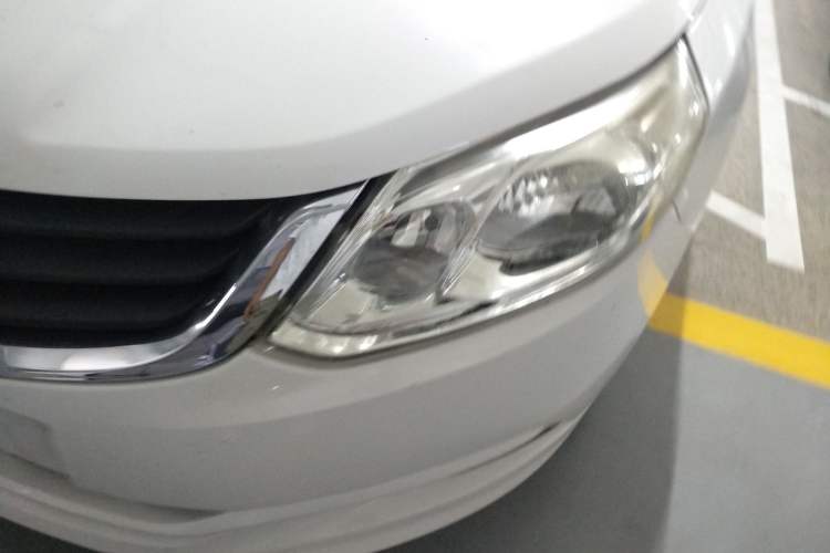 Used Baojun 630 2014 1.5L manual standard version