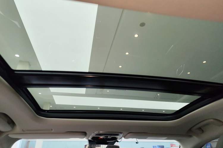 Used Lynk & Co 02 2020 1.5T DCT Two-Wheel Drive Zhaopu Version Headliner