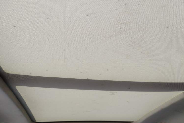 Used Haval H6 2017 Blue Label 2.0T Automatic Two-Wheel Drive Luxury Model Headliner