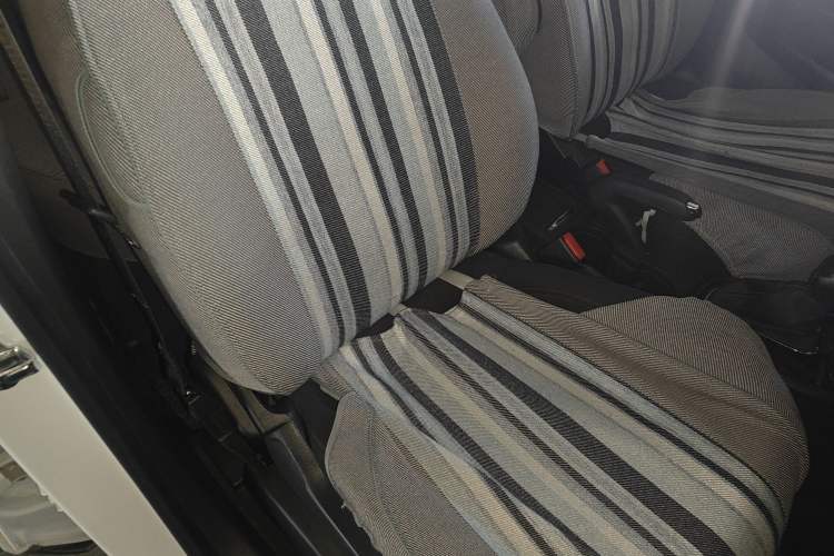 Used Buick Encore 2016 18T Automatic Two-Wheel Drive Urban Leading Edition