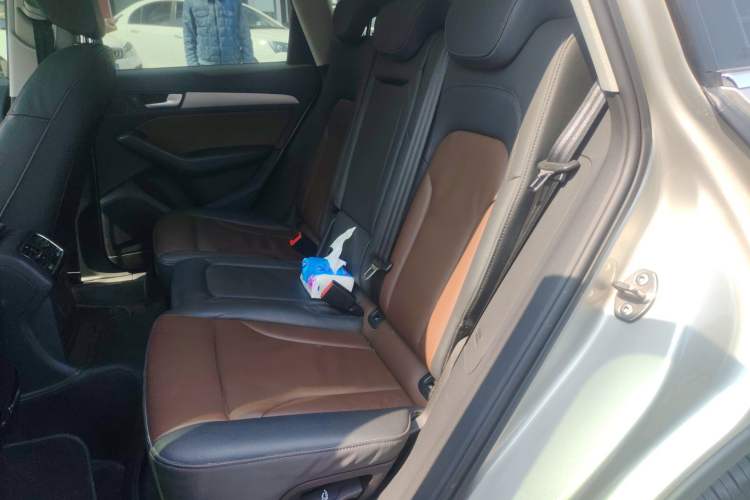 Used Audi Q5 2017 Plus 40 TFSI Ambition Model