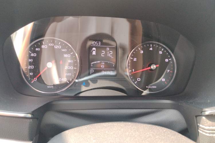 Used Roewe RX5 2016 20T Two-Wheel Drive Automatic Flagship Edition