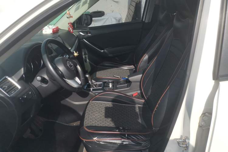 Used Mazda CX-5 2015 2.0L Automatic Two-Wheel Drive Urban Version
