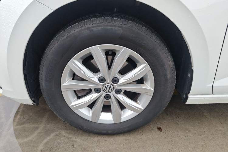 Used Volkswagen Polo 2019 Plus 1.5L Automatic Colorful Technology Edition Left Front Wheel Hub