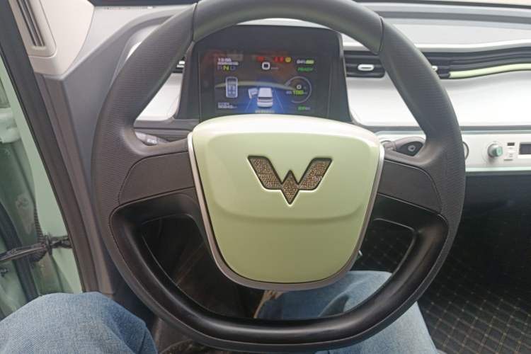 Used Wuling Hongguang MINIEV 2022 Macaron Premium Model – Lithium Iron Phosphate