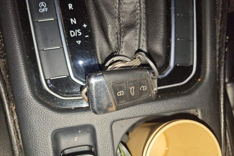 Used Volkswagen Magotan 2018 Facelift 330TSI DSG Luxury Model Vehicle Key