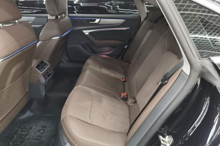 Used Audi A7L 2024 45TFSI S-line Dream-Building Edition Flow Crystal Package