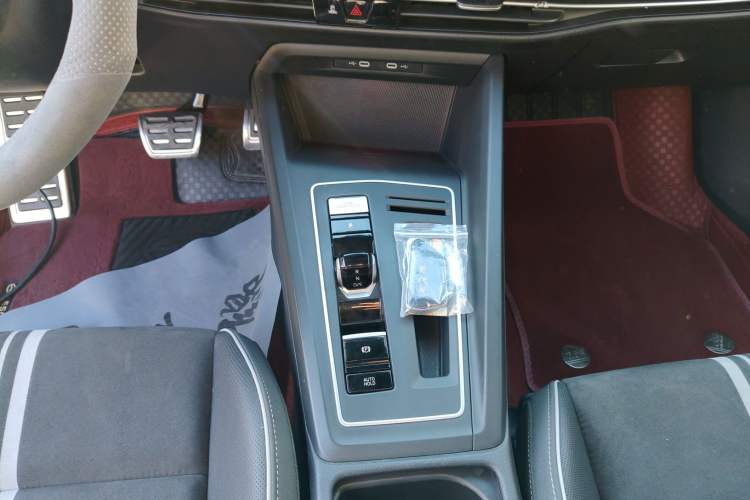 Used Volkswagen Golf 2021 280TSI DSG R-Line
