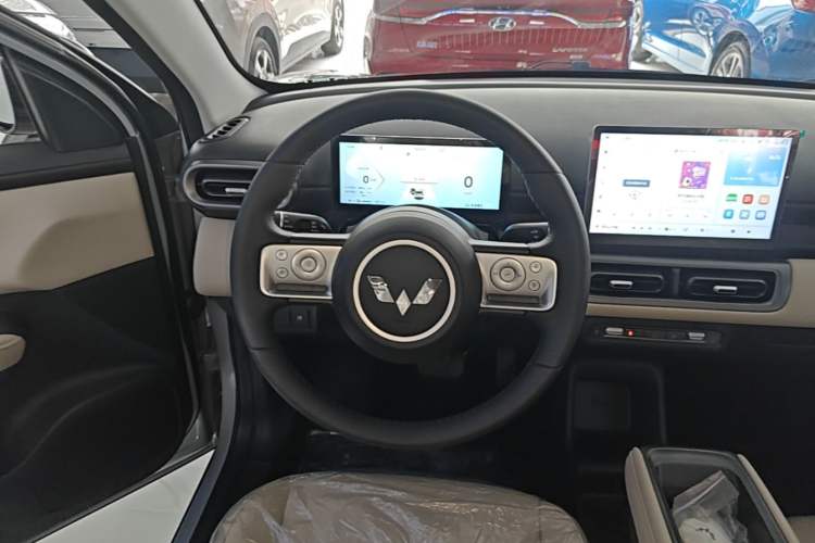 Used Wuling Bingo PLUS 2024 401 km Range 5-Seater Version