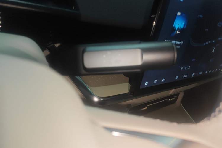 Used Toyota BZ 3X 2025 520 Pro LiDAR Edition Gear Lever