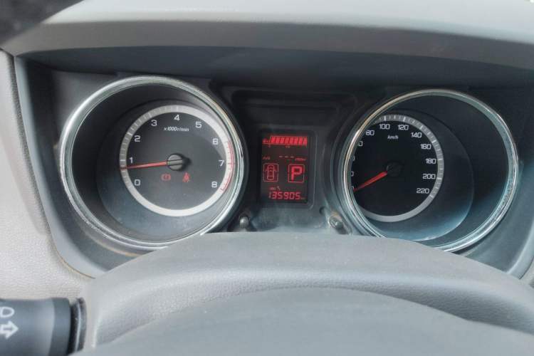 Used Dongfeng Aeolus A60 2012 1.6L Automatic Luxury Version
