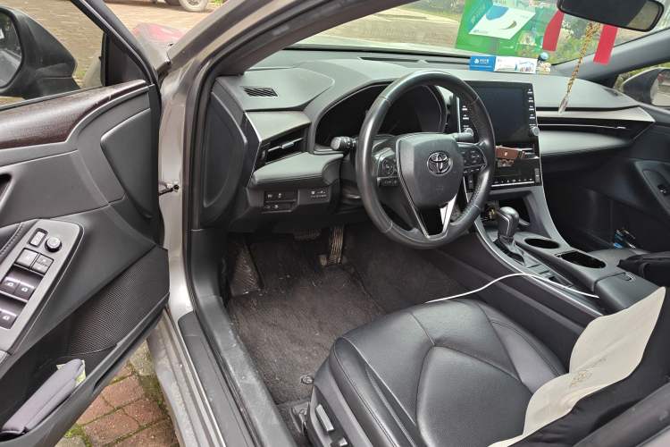 Used Toyota Avalon 2019 2.0L Luxury Edition China VI Standard